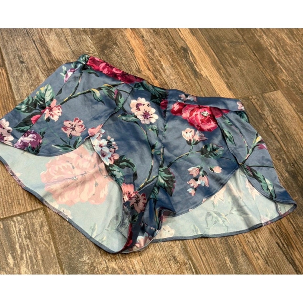 VS Secret Blue Floral Satin Shorts Pajama Bottoms Sleepwear Loungewear Women Sm